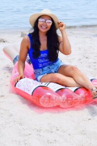 rose-pool-floats