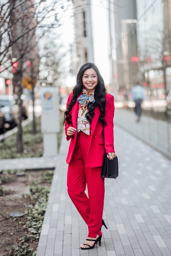 womens-pant-suit