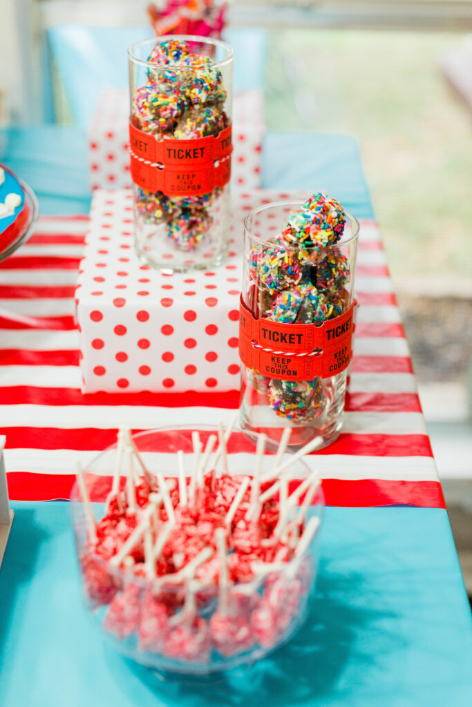 carnival-party-desserts 