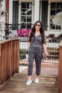 cute-mom-outfits