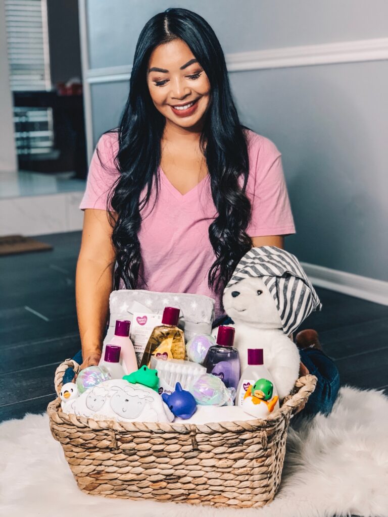 DIY-Baby-Shower-Gift-Basket