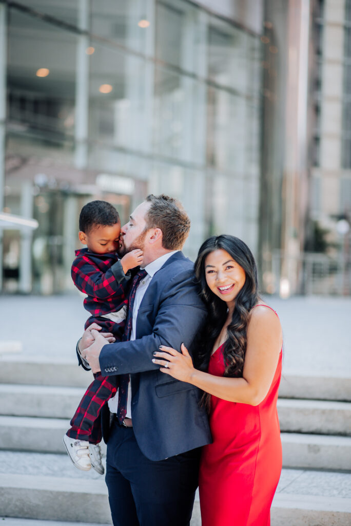 coordinating-outfits-for-family-pictures