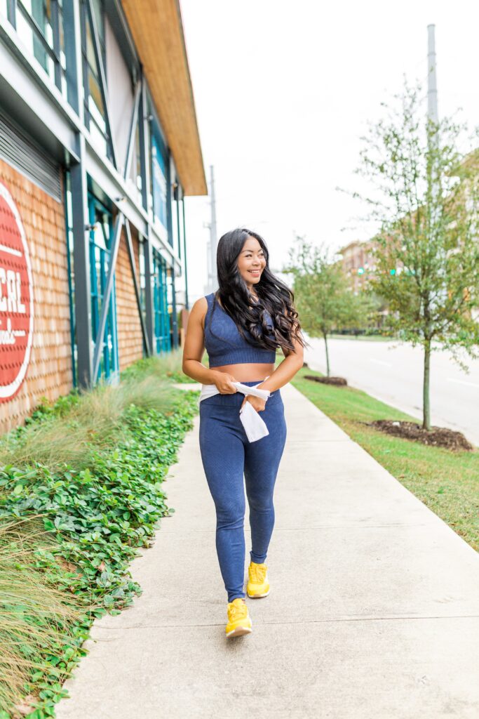 2 Spring Athleisure Outfits