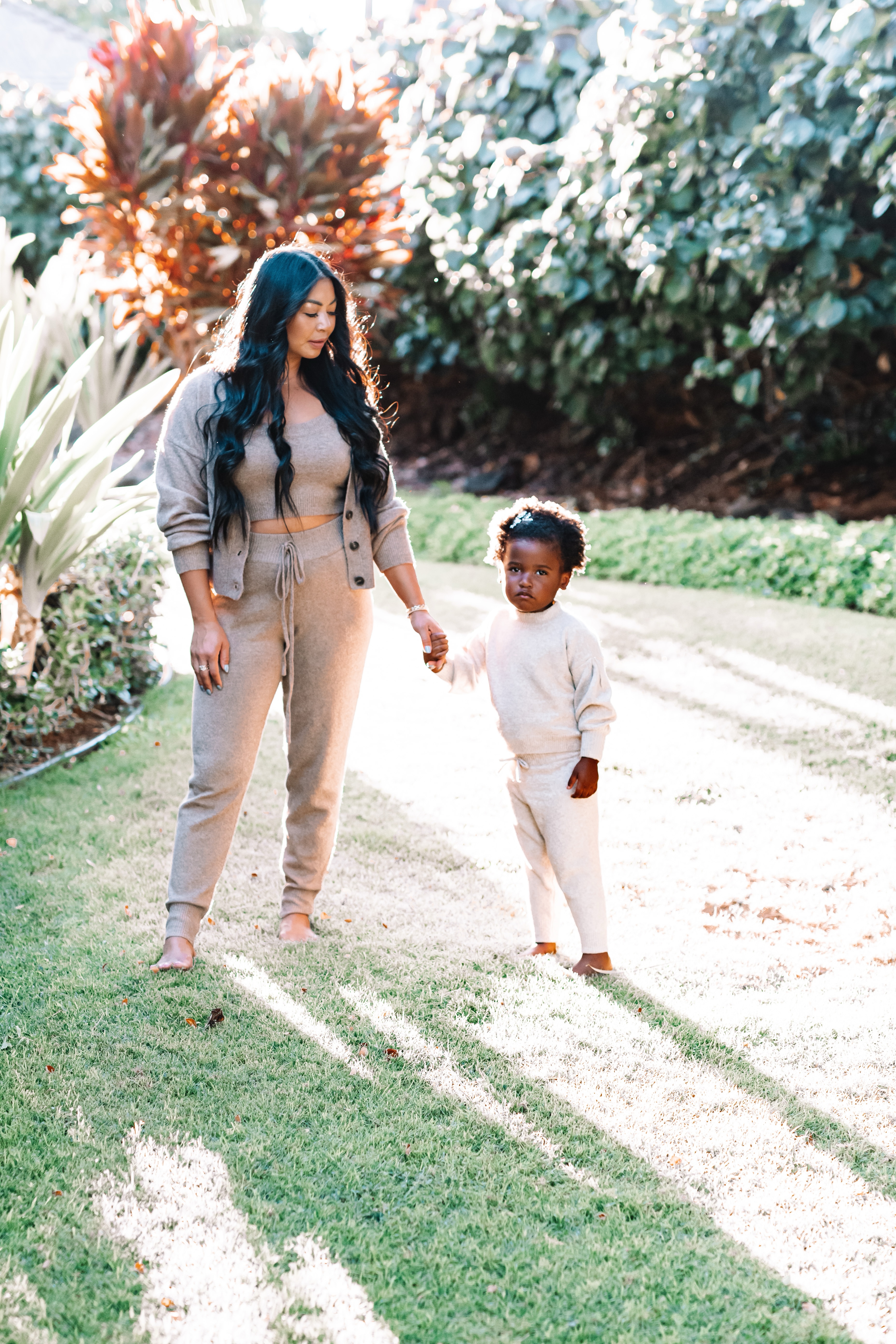 mommy and me neutral outfits